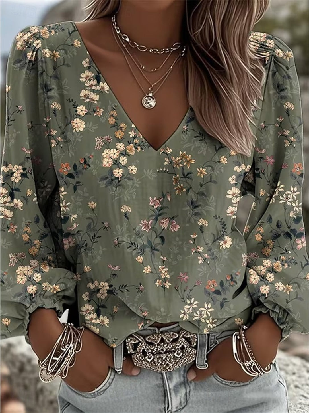 Dinah – Sage Green Floral Print V-Neck Puff-Sleeve Blouse