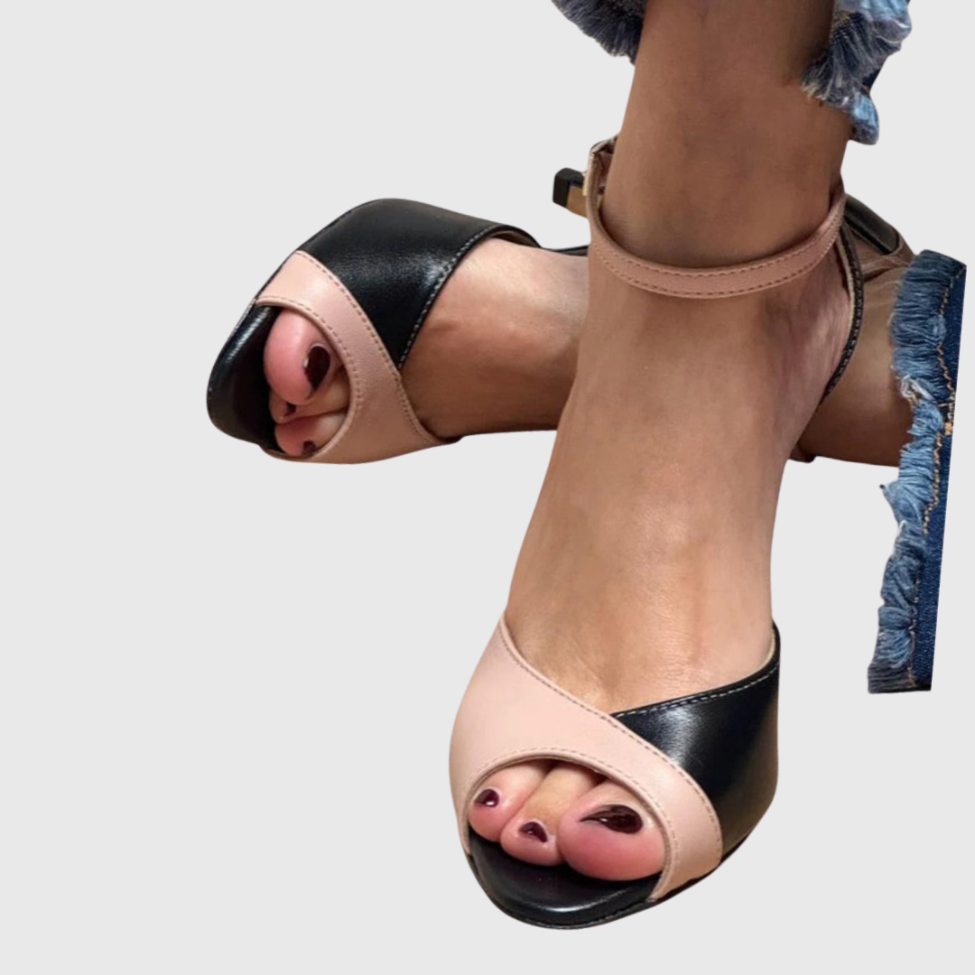 Noirella™ | Mid-heel pumps with ankle strap