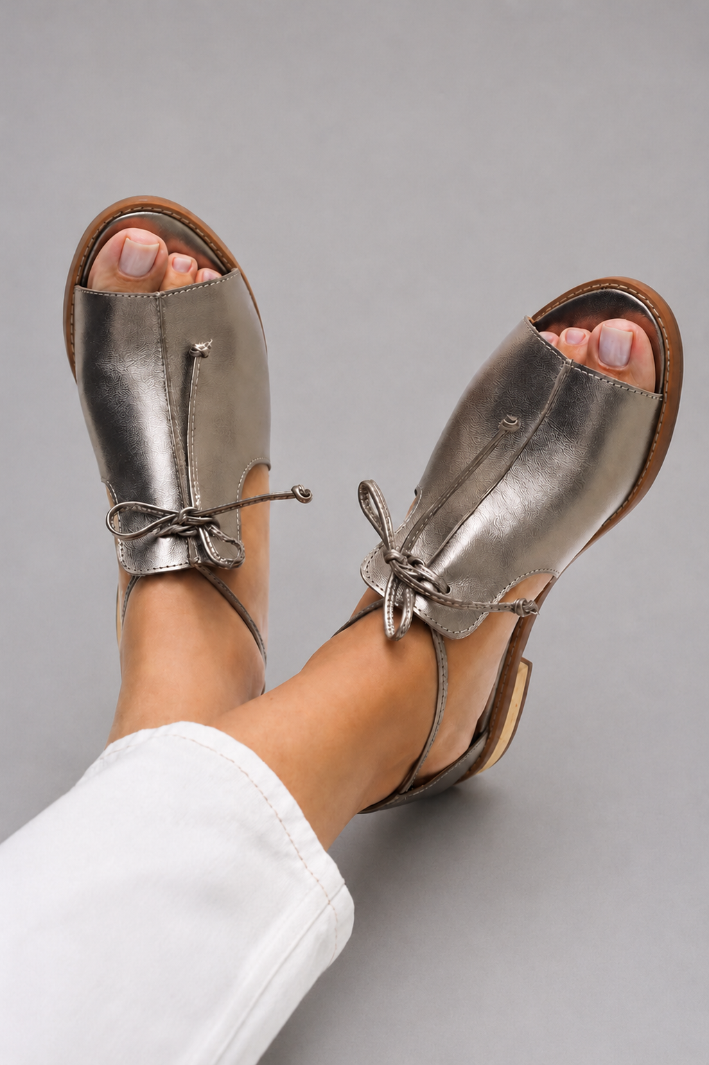 LILLIANA | COMFORTABLE STRAP-STYLE SANDALS