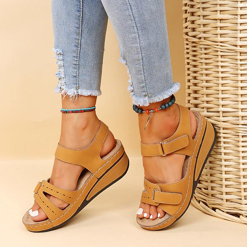 Anna™ | Everyday orthopaedic sandals