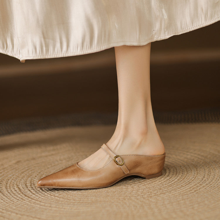 Neok – Sleek Pointed Mules