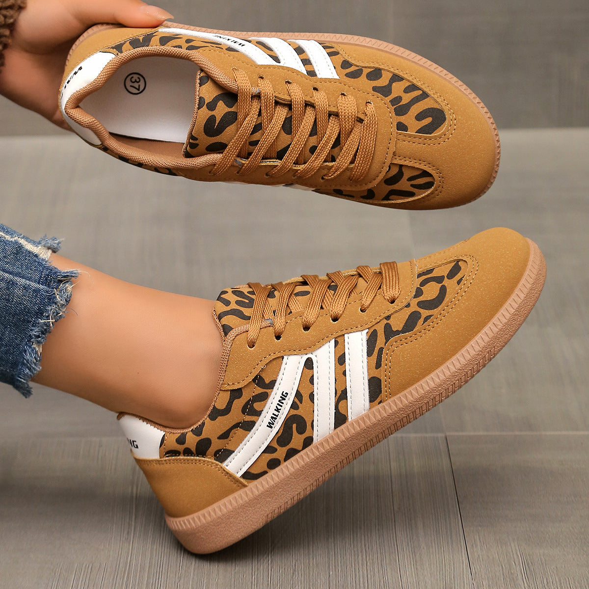 Liza™ Orthopaedic Trainers