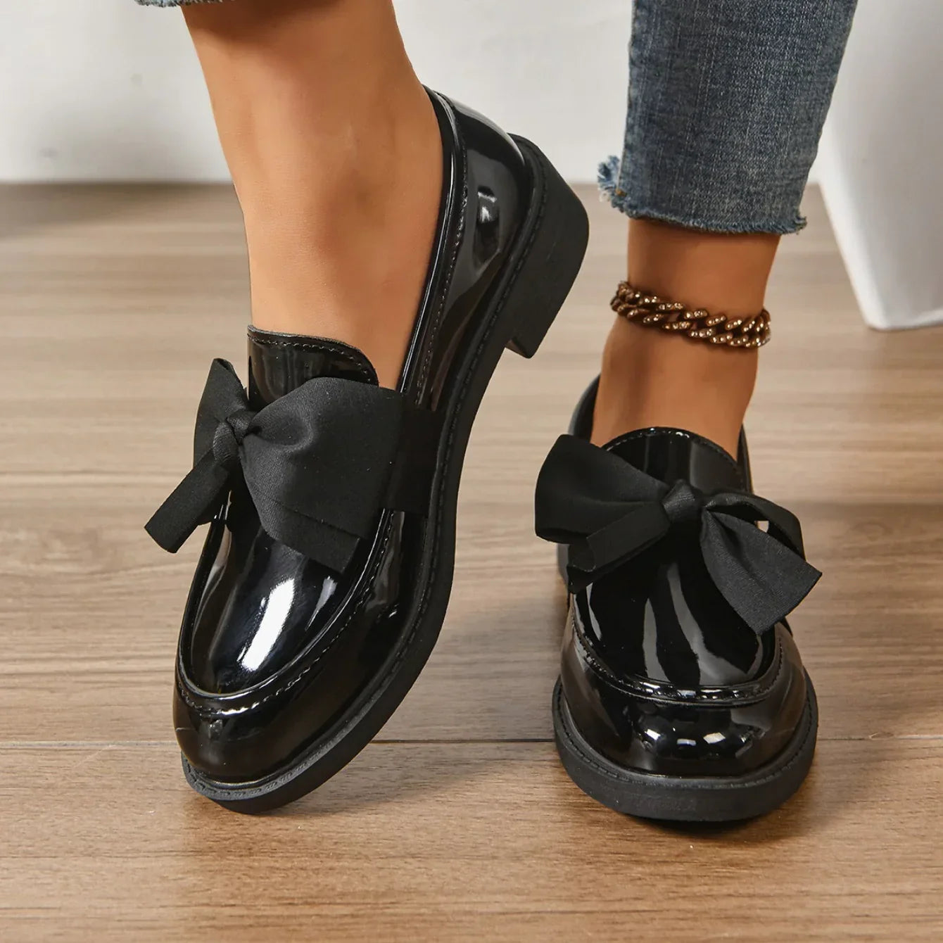 Kelis | Classic Bow Loafers