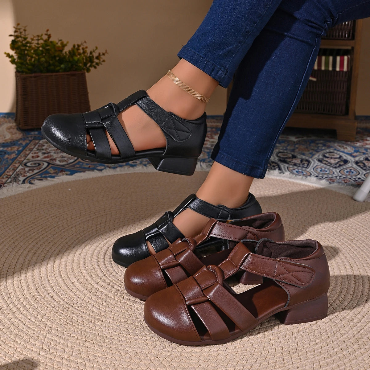 Isolde sandals