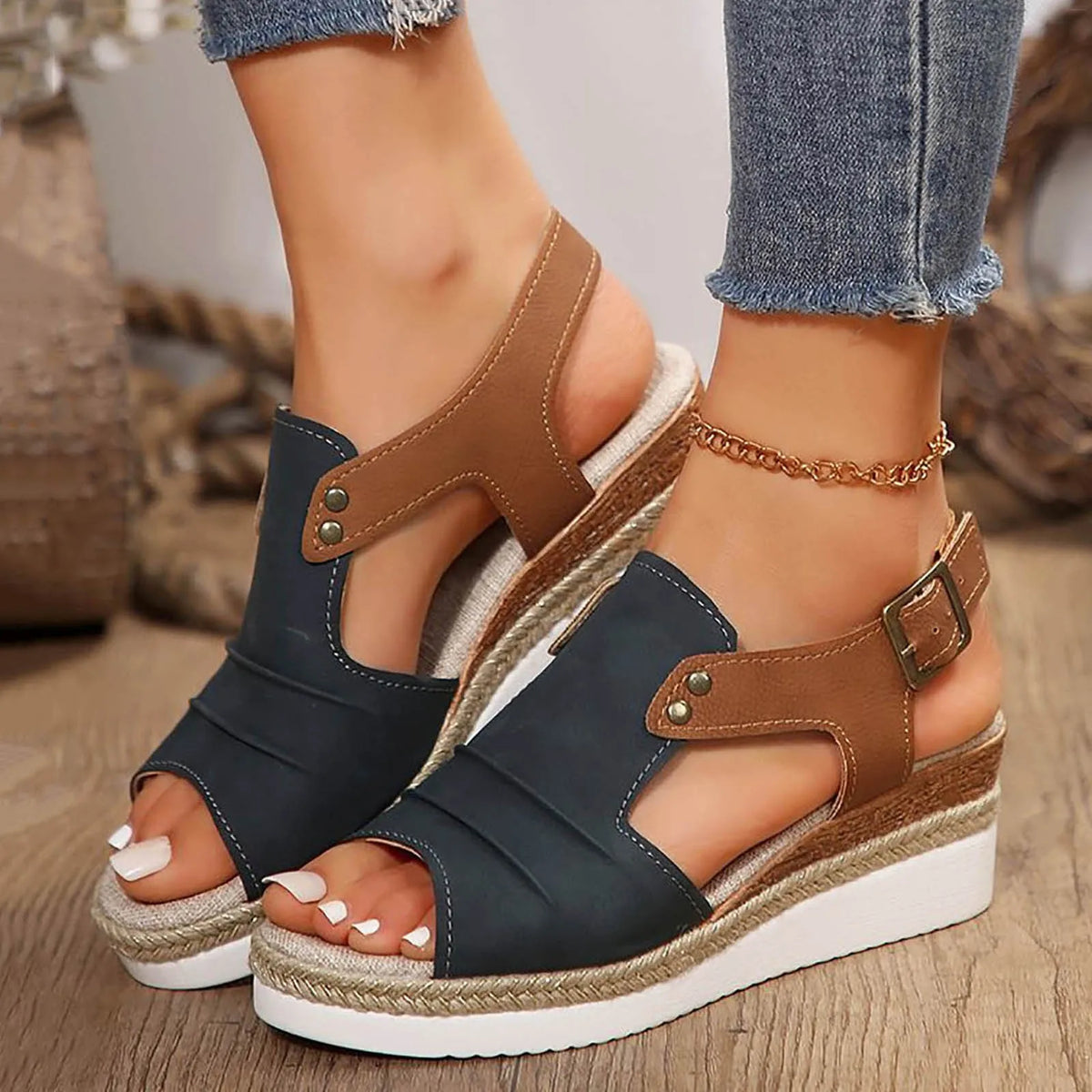 Primrose in Navy