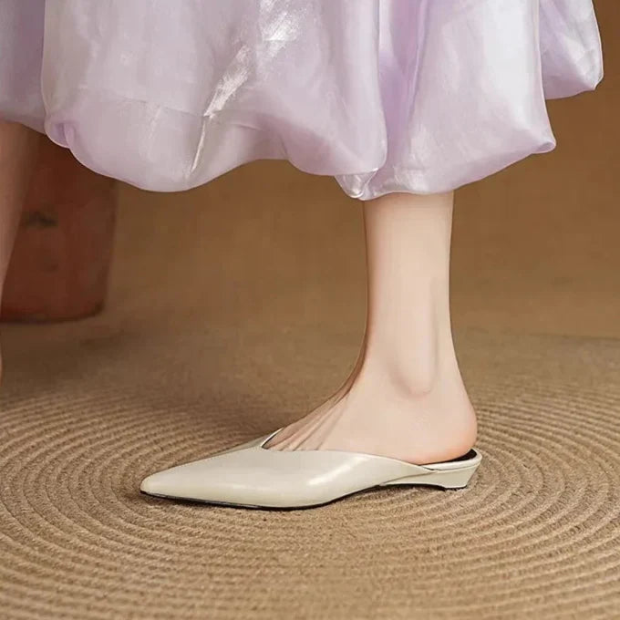 Eneva – Sophisticated Pointed Mules
