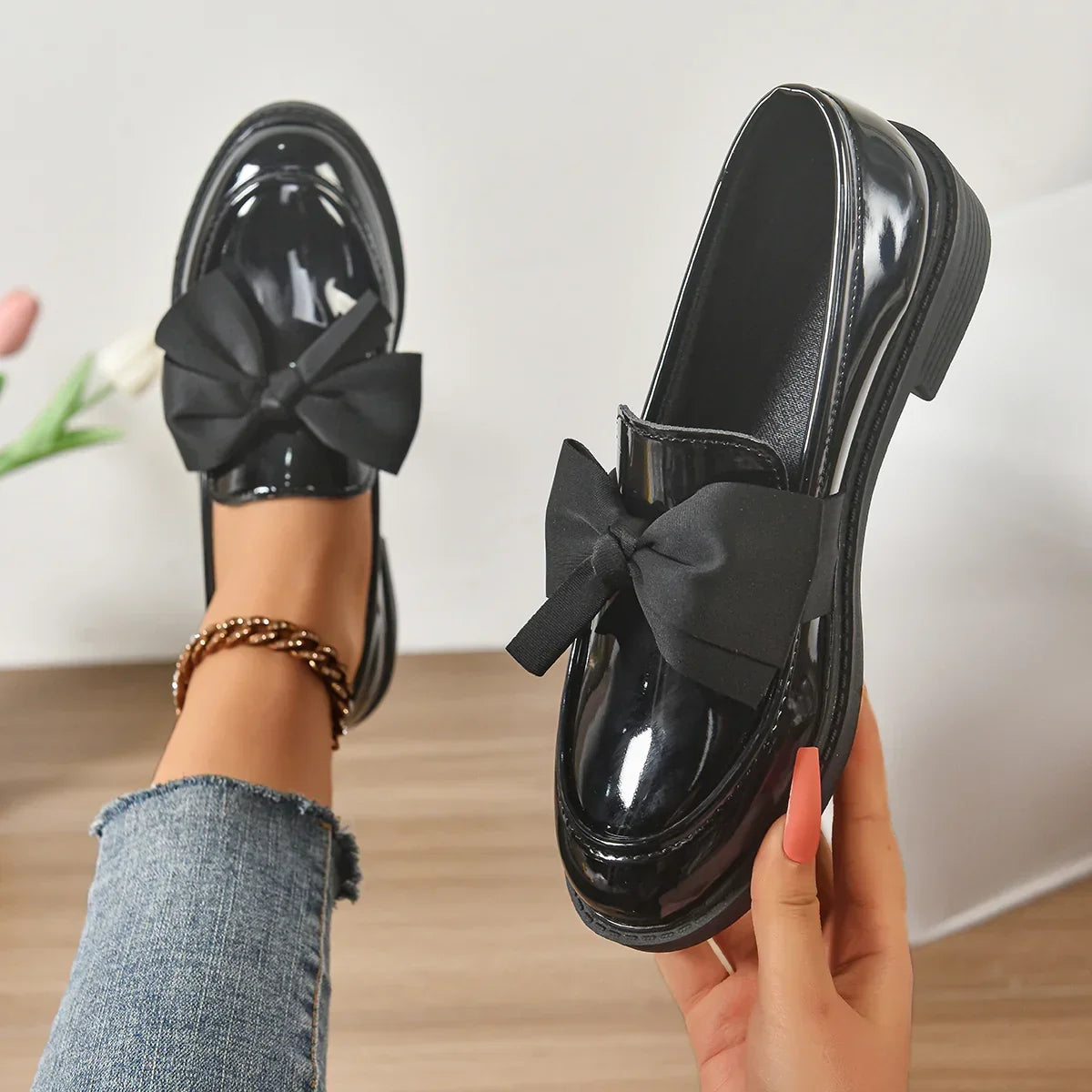 Kelis | Classic Bow Loafers