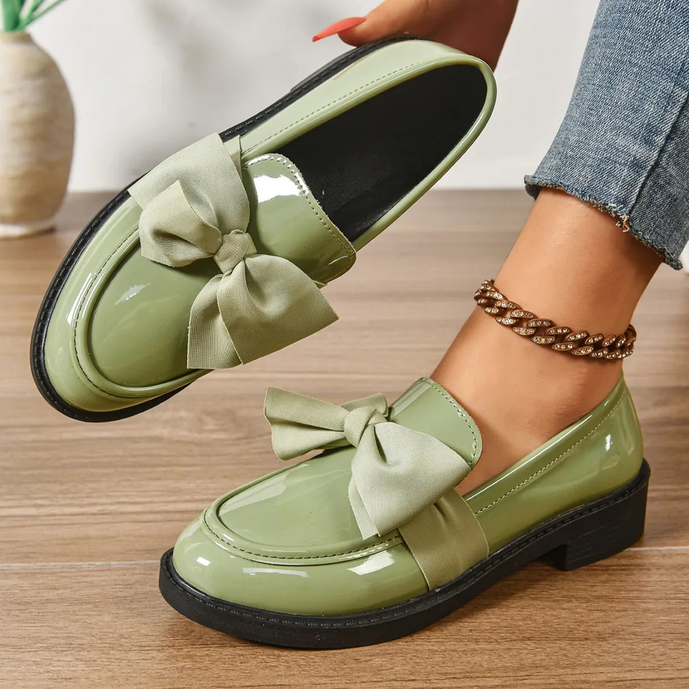 Kelis | Classic Bow Loafers