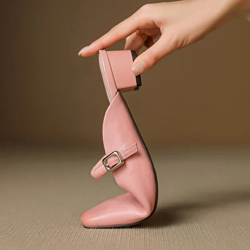 Kera – Polished Low-Heel Mules