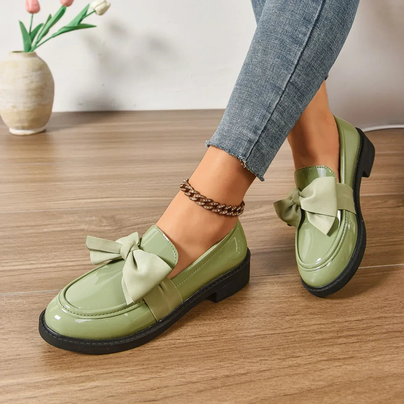 Kelis | Classic Bow Loafers
