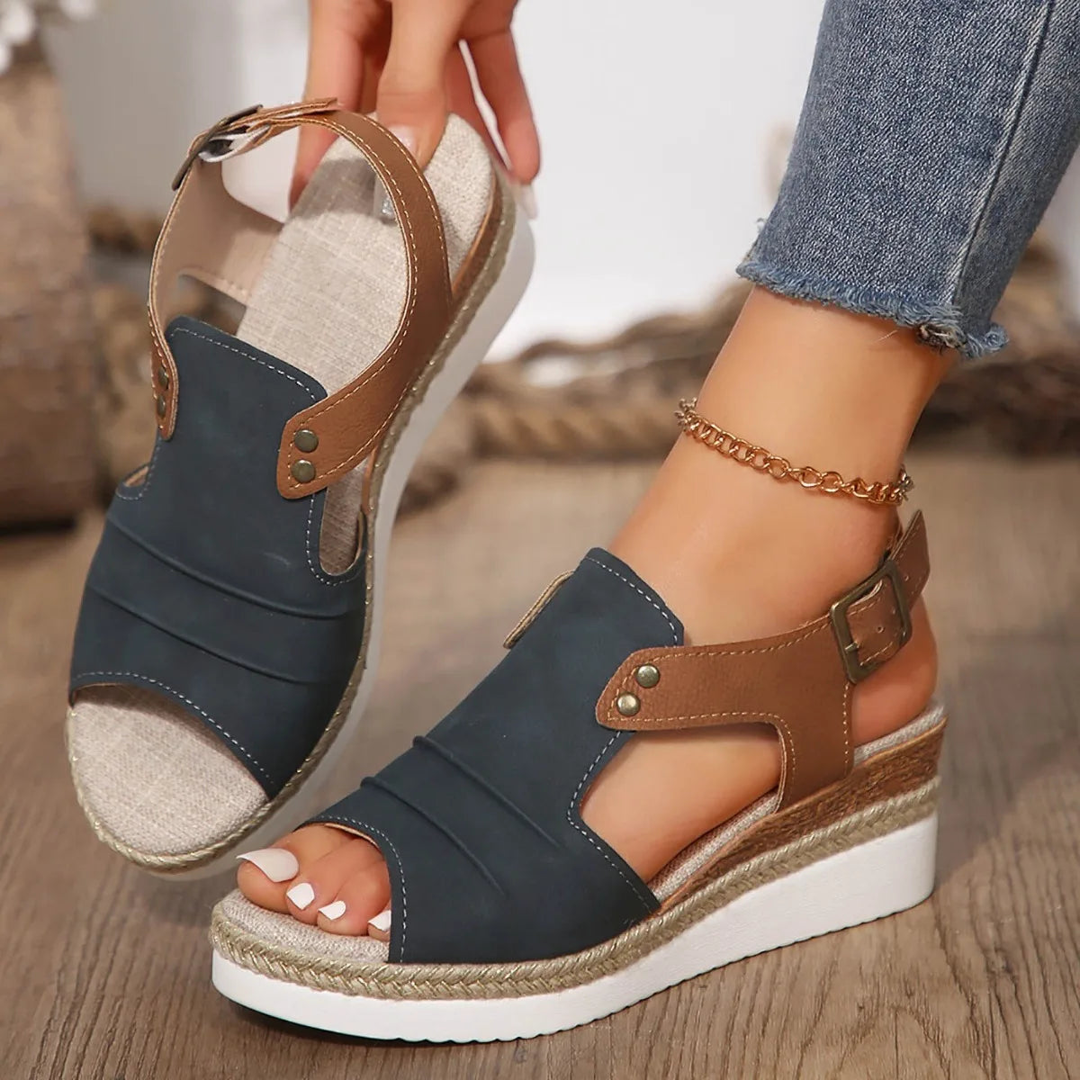 Primrose sandals