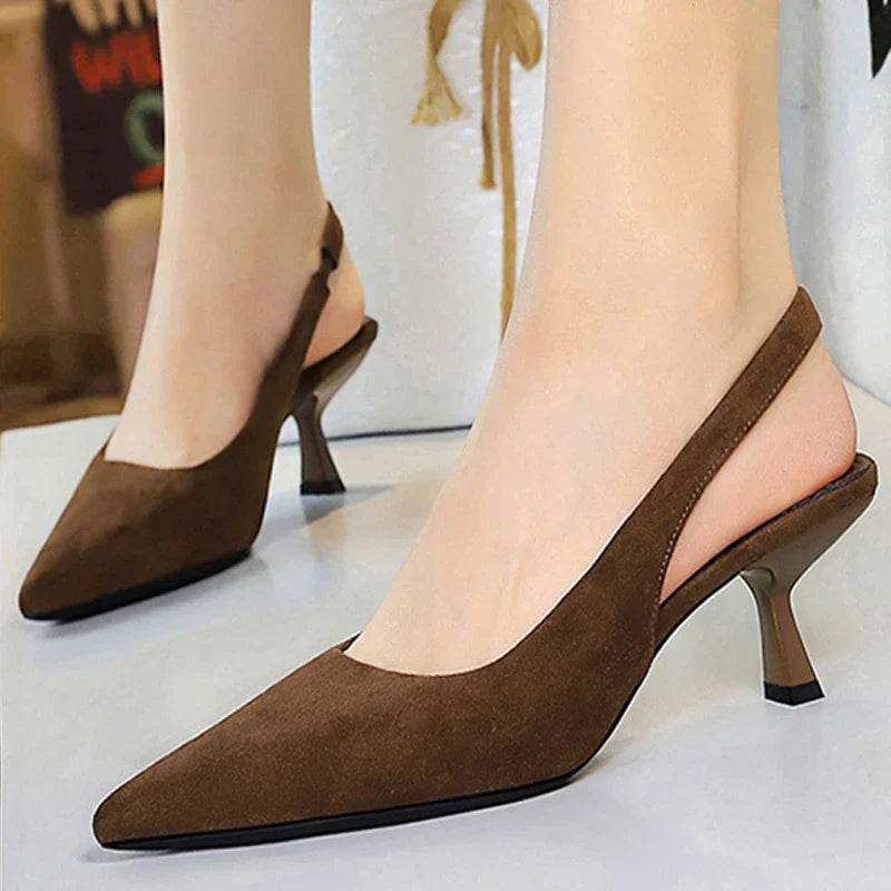Bruna | Classic Pointed Heel