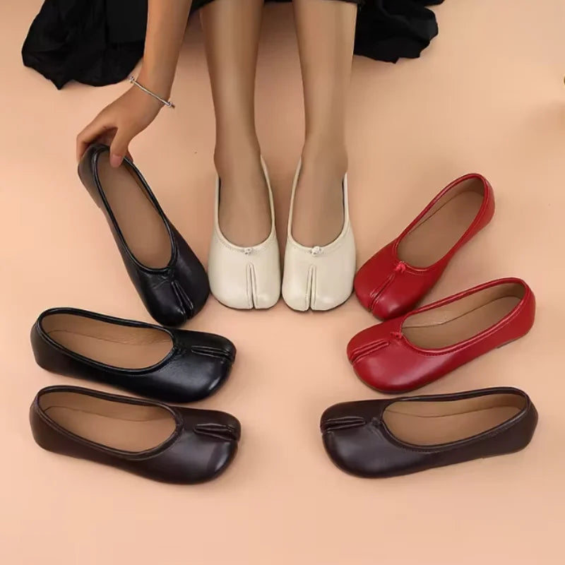 Olwen Split-Toe Ballet Flats