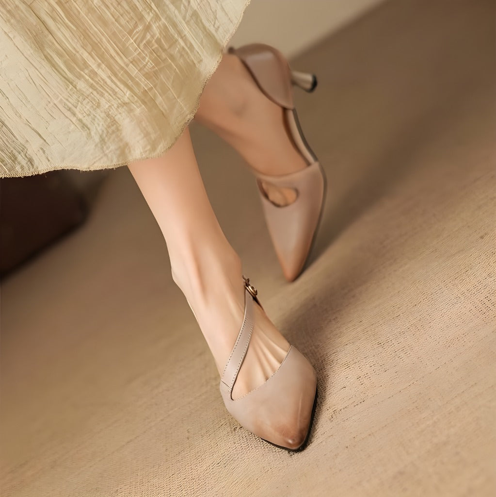 Avena | Crossover Strap Kitten Heels