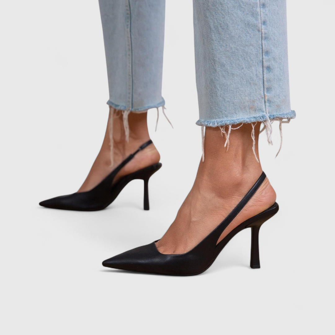 Flavia | Women's Orthopaedic Court Shoe