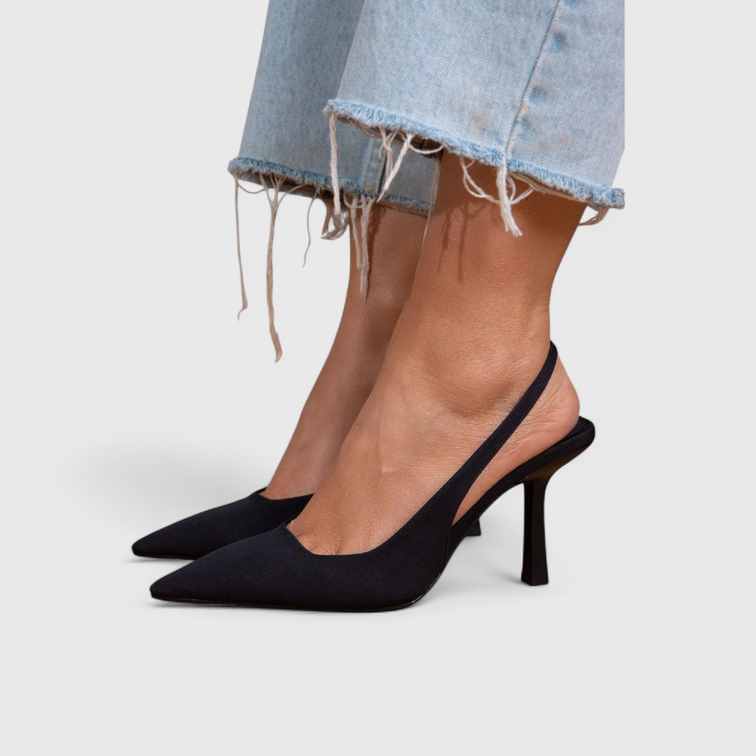 Flavia | Women's Orthopaedic Court Shoe