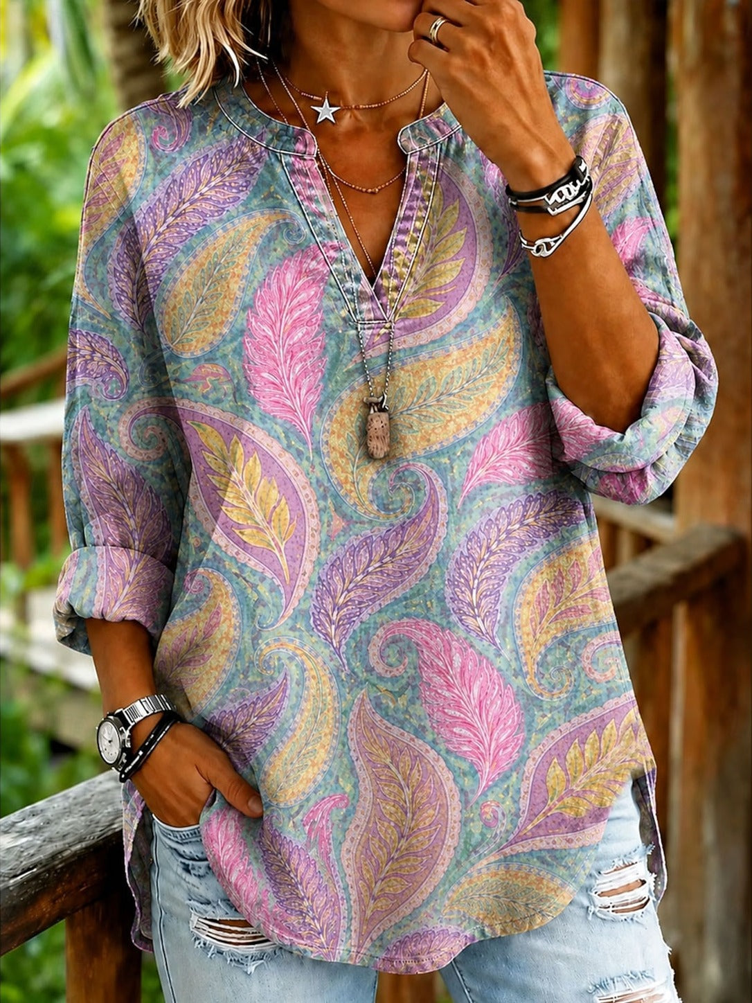 Winsome – Pink Paisley Paisley Print V-Neck Blouse