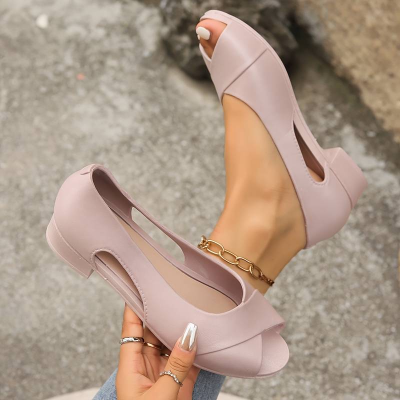Claudia™ | Timeless sandals