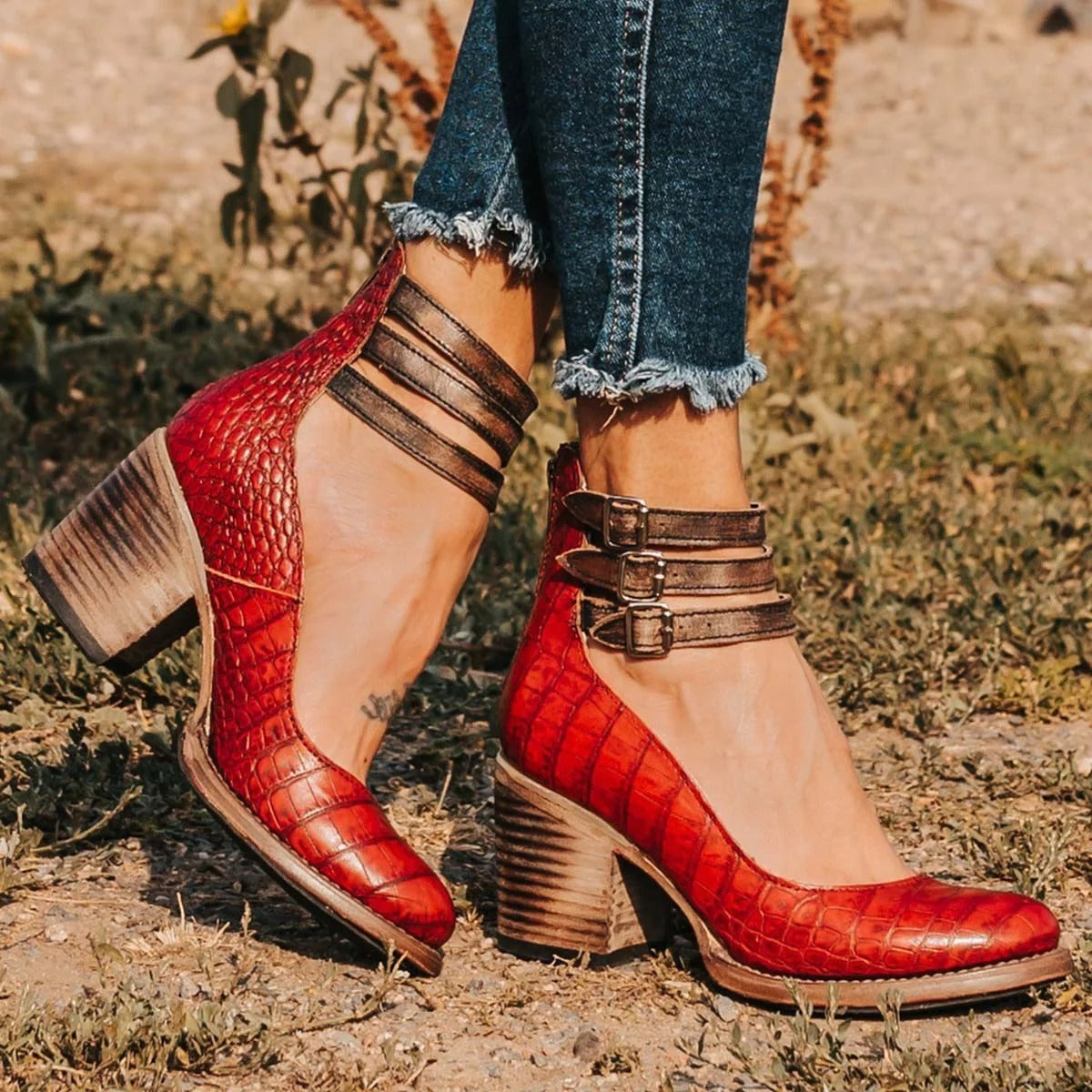 Roberta | Buckle Heeled Shoe