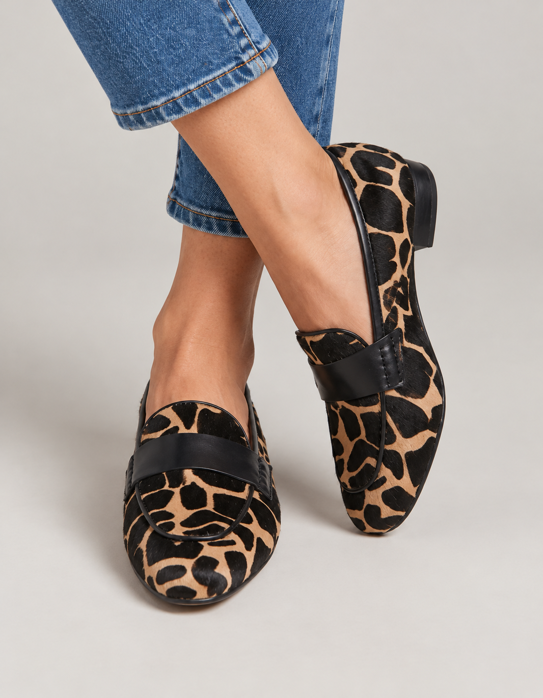 Giulia Moccasin — Apricot Giraffe