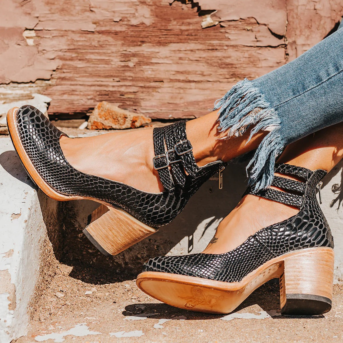 Roberta | Buckle Heeled Shoe