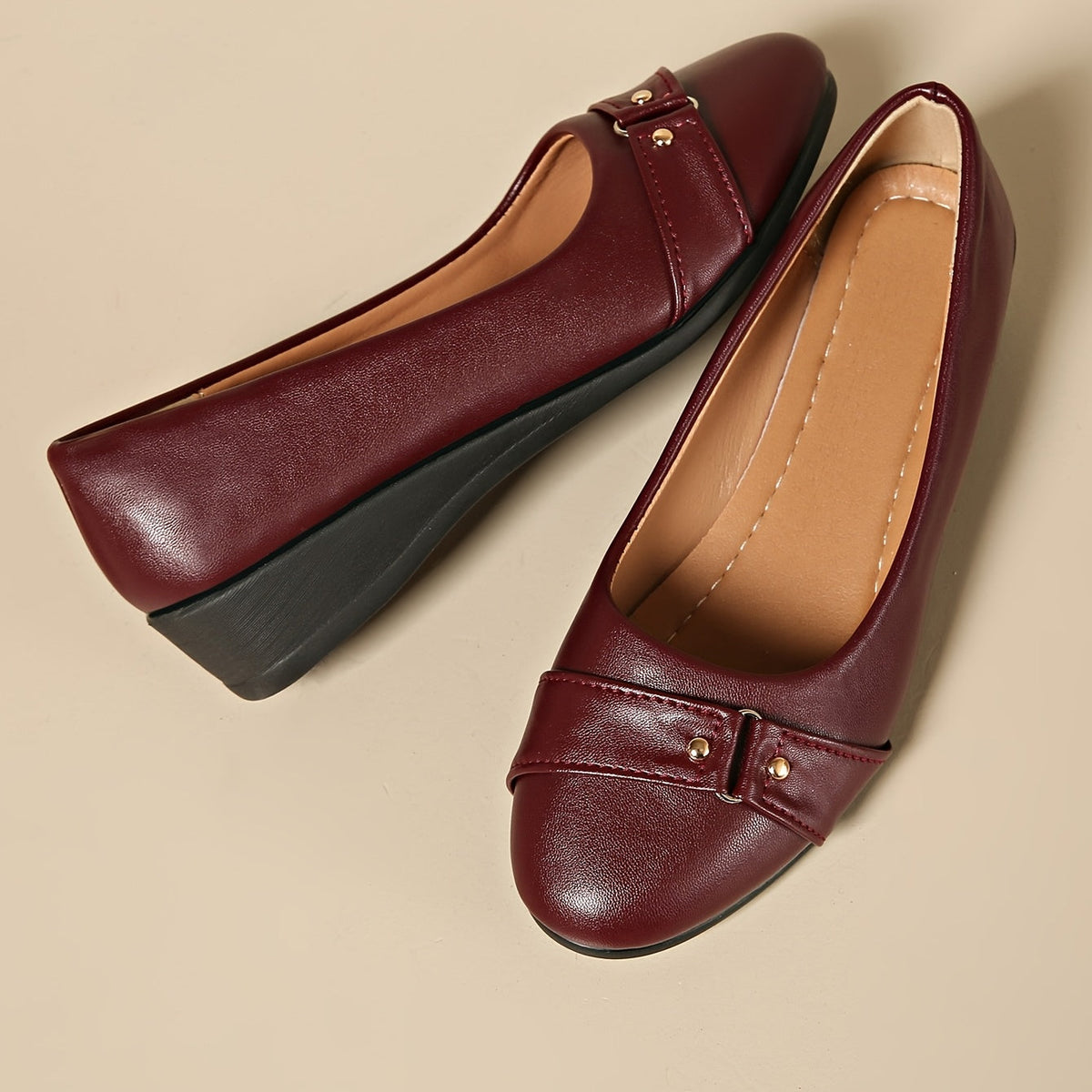 Avis Buckle Detail Wedge Loafers - Burgundy