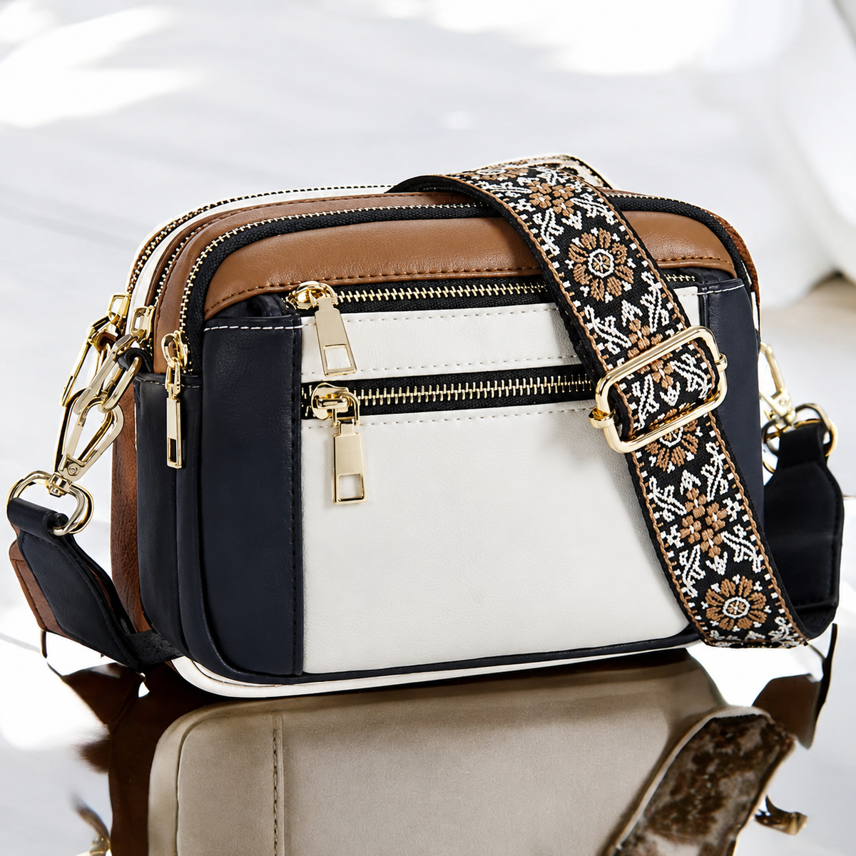 Hannelore | Adjustable Shoulder Bag with Crossbody Strap