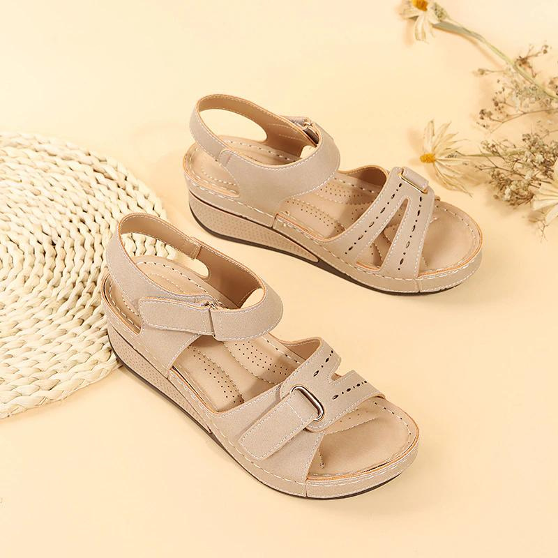 Anna™ | Everyday orthopaedic sandals