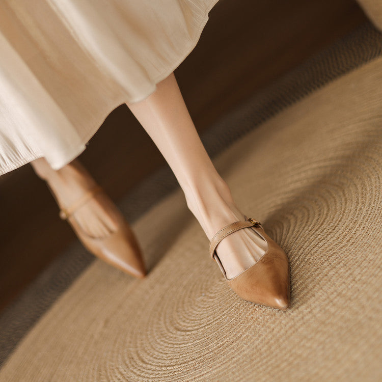 Neok – Sleek Pointed Mules