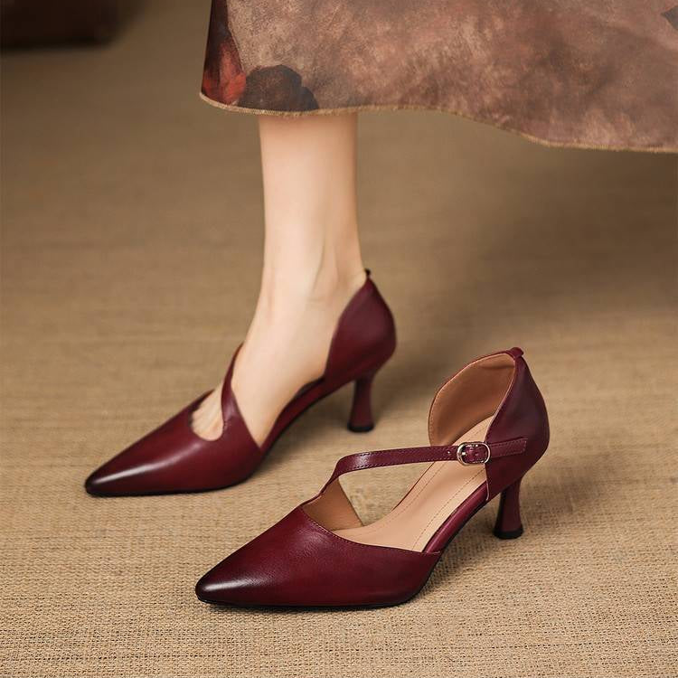 Avena | Crossover Strap Kitten Heels