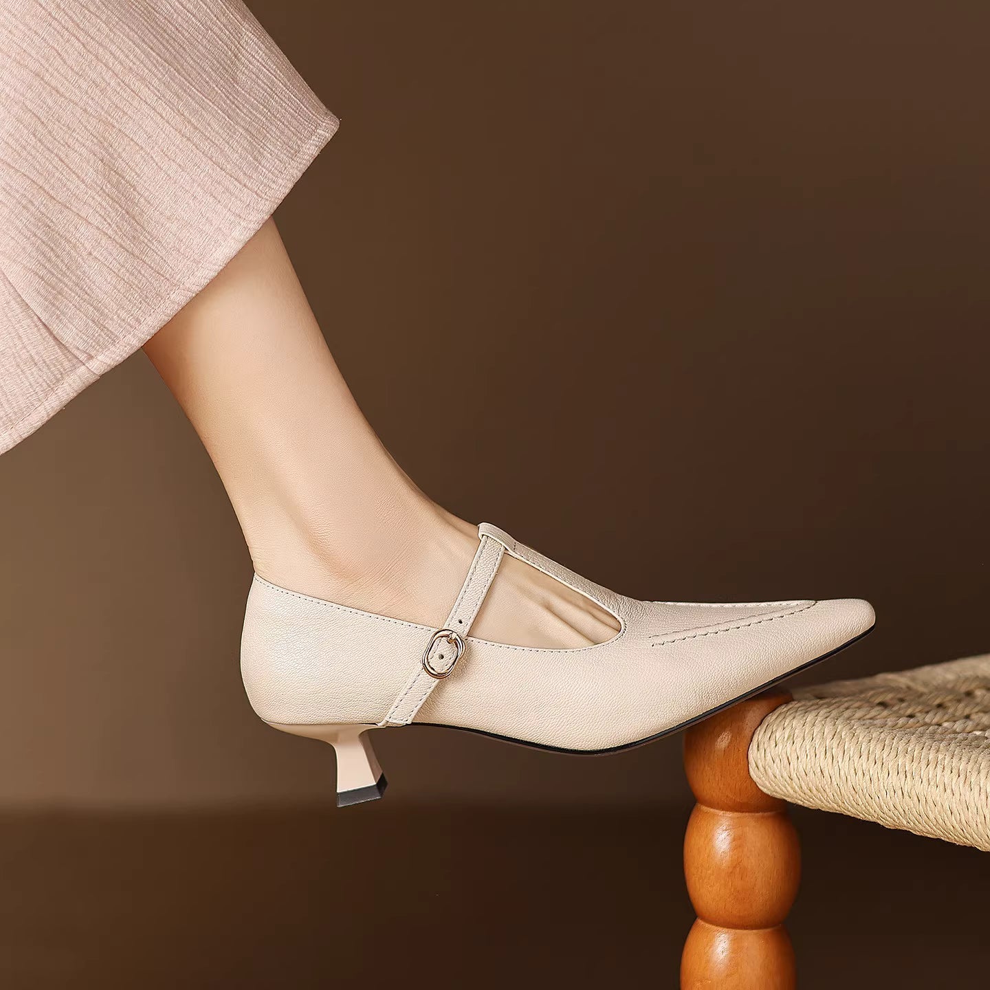 Tirea | T-Strap Kitten Heels