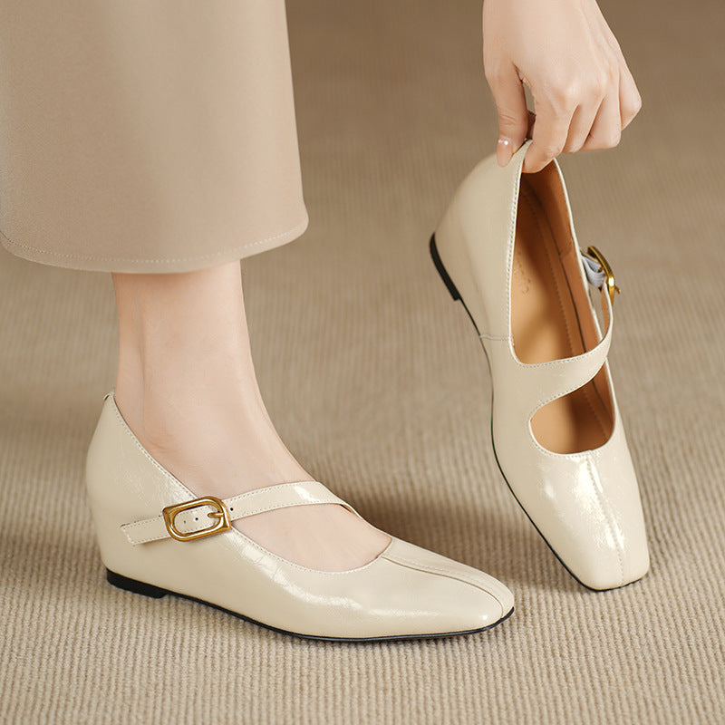 Viora | Mary Jane Wedge Heels
