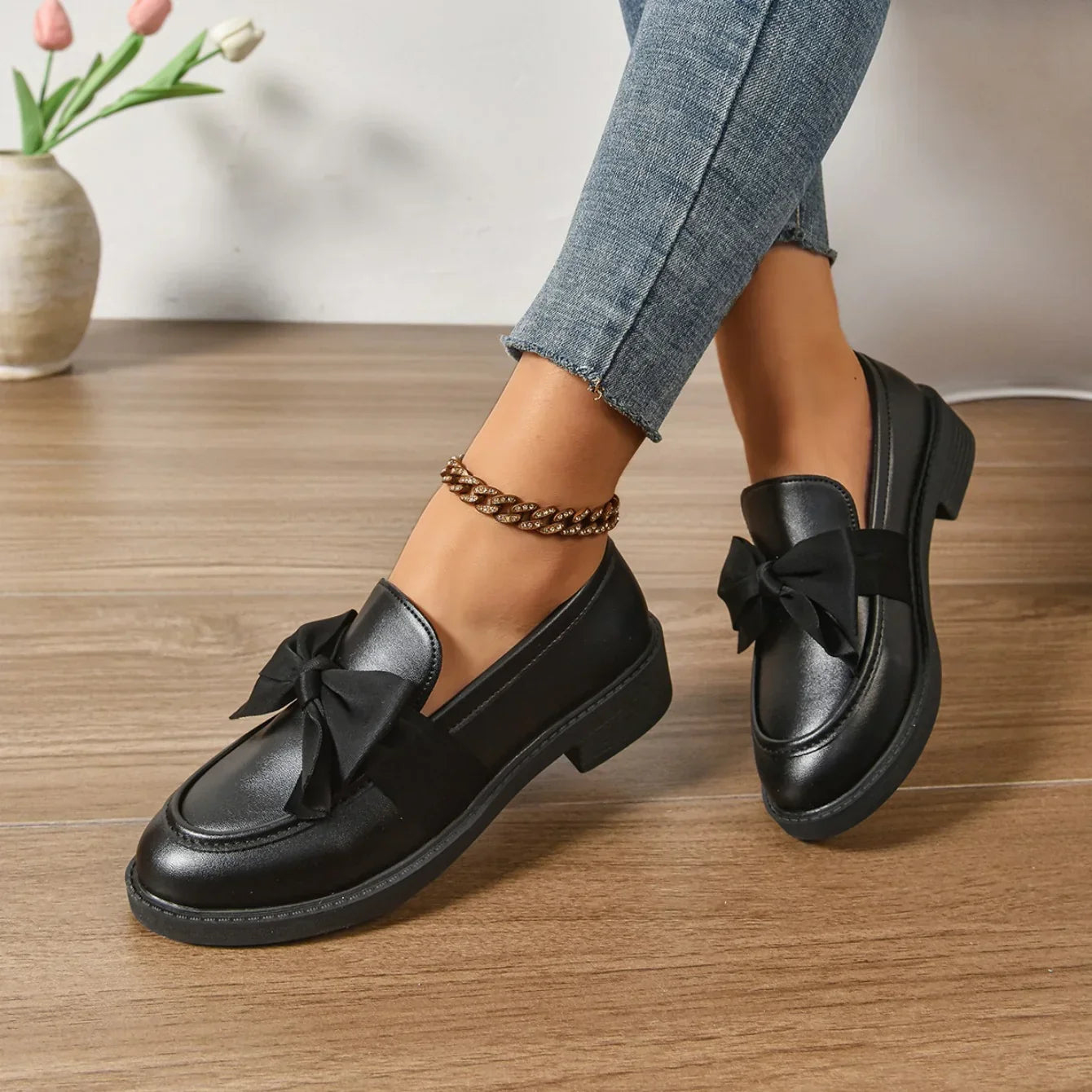 Kelis | Classic Bow Loafers