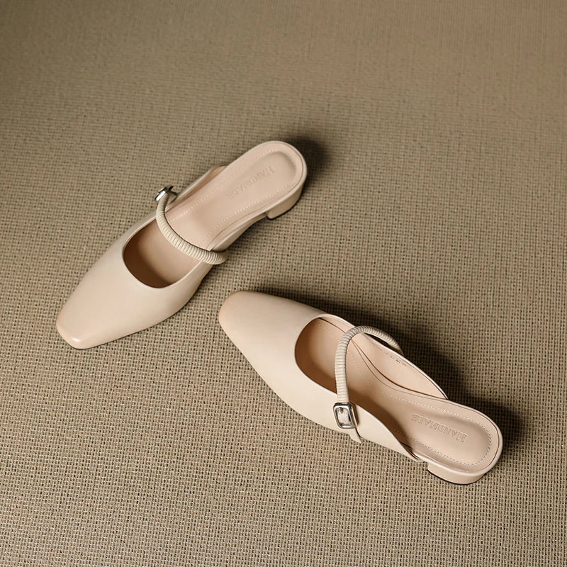 Kera – Polished Low-Heel Mules