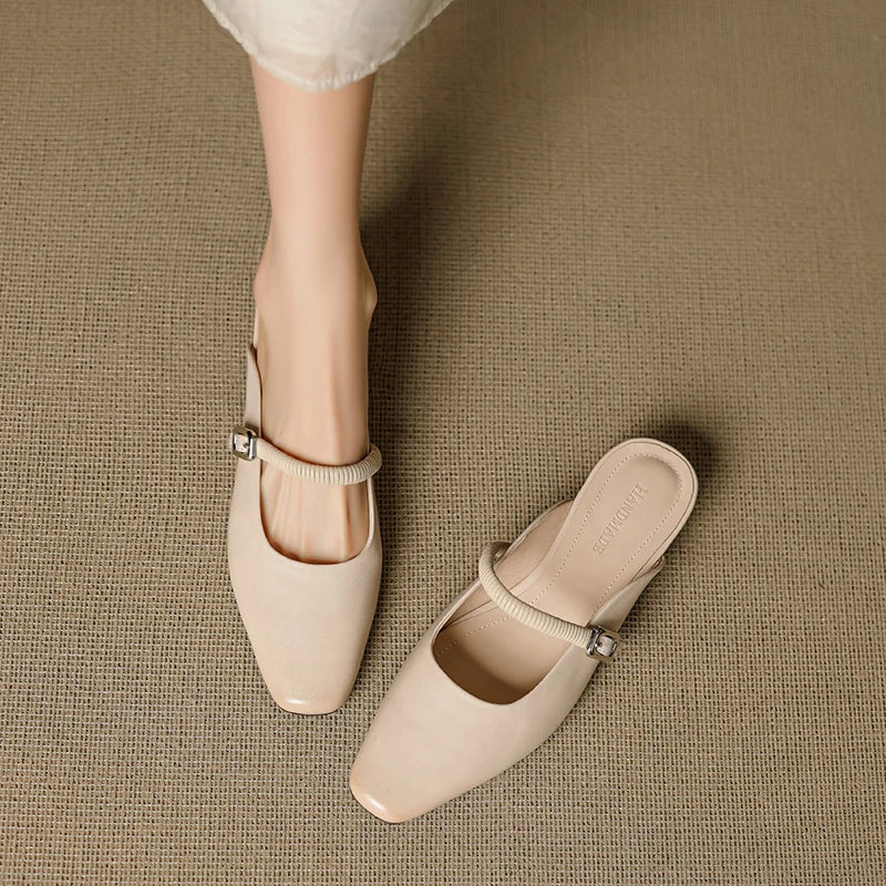 Kera – Polished Low-Heel Mules