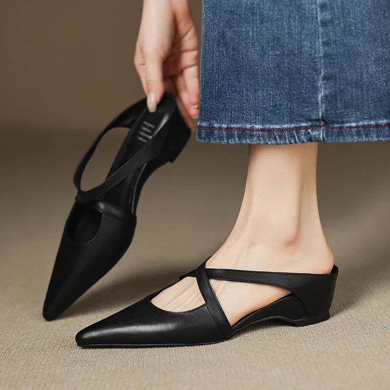 Aluna – Sleek Day-to-Night Mules