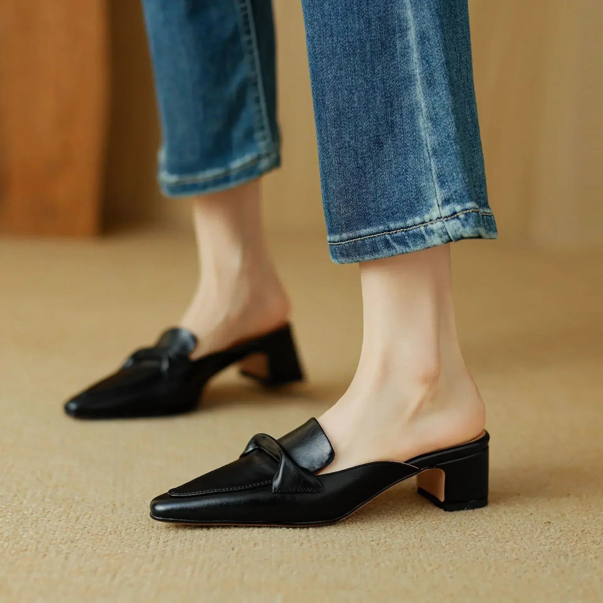 Alaya – Modern Heeled Mules
