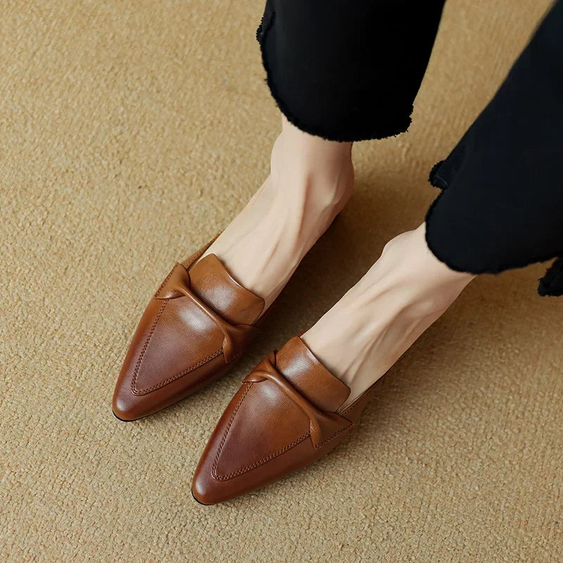 Alaya – Modern Heeled Mules