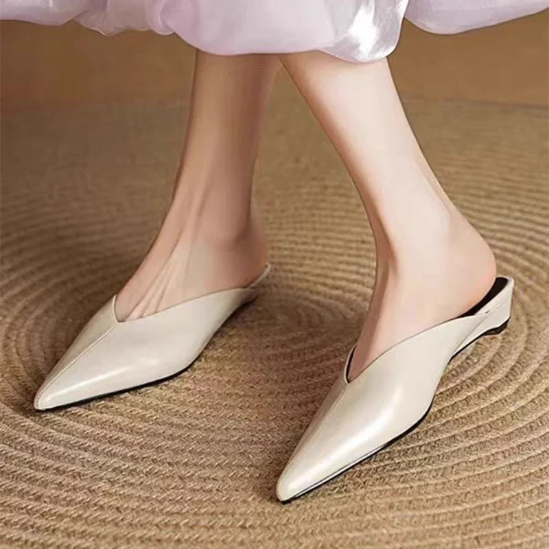 Eneva – Sophisticated Pointed Mules