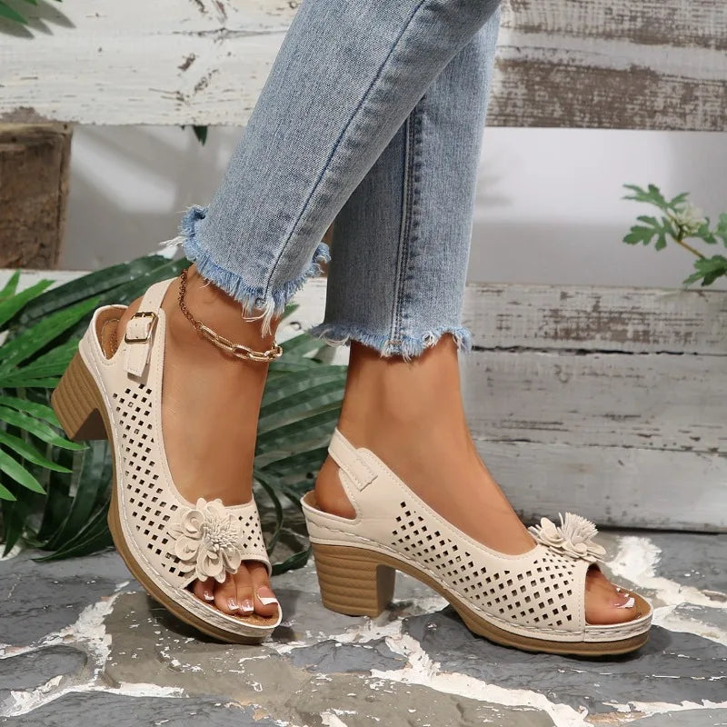 Josette in Beige