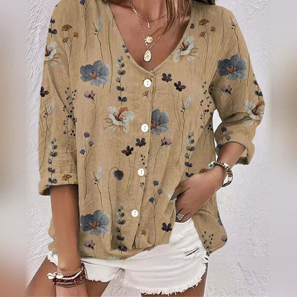 Philomena in Khaki
