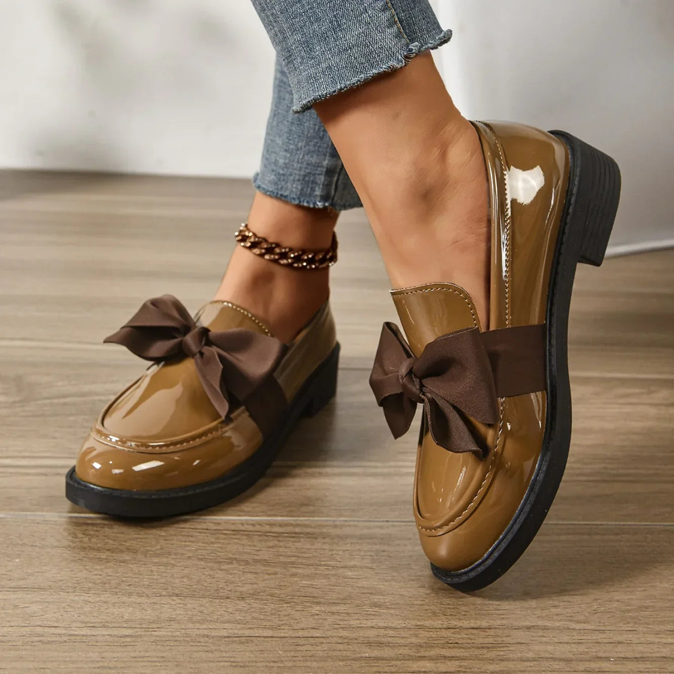 Kelis | Classic Bow Loafers