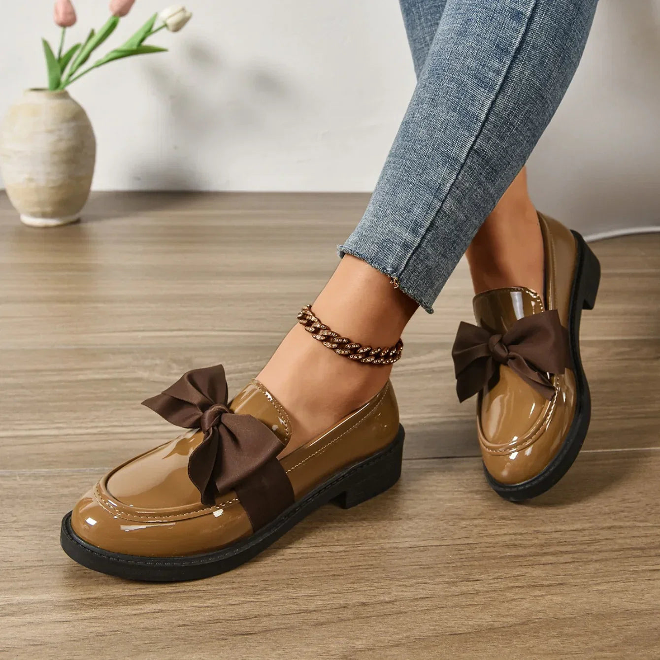 Kelis | Classic Bow Loafers