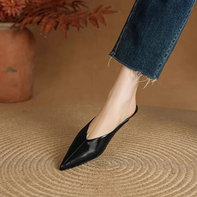Eneva – Sophisticated Pointed Mules