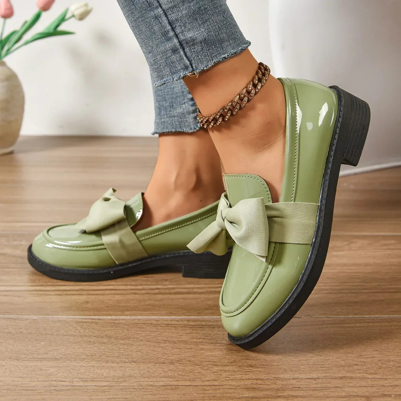 Kelis | Classic Bow Loafers