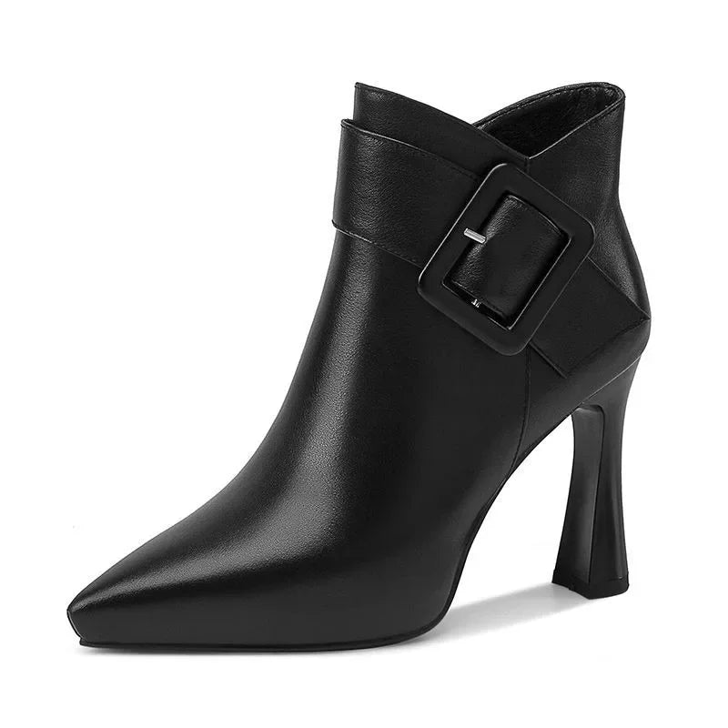 Albertine women's buckle pointed-toe ankle boots