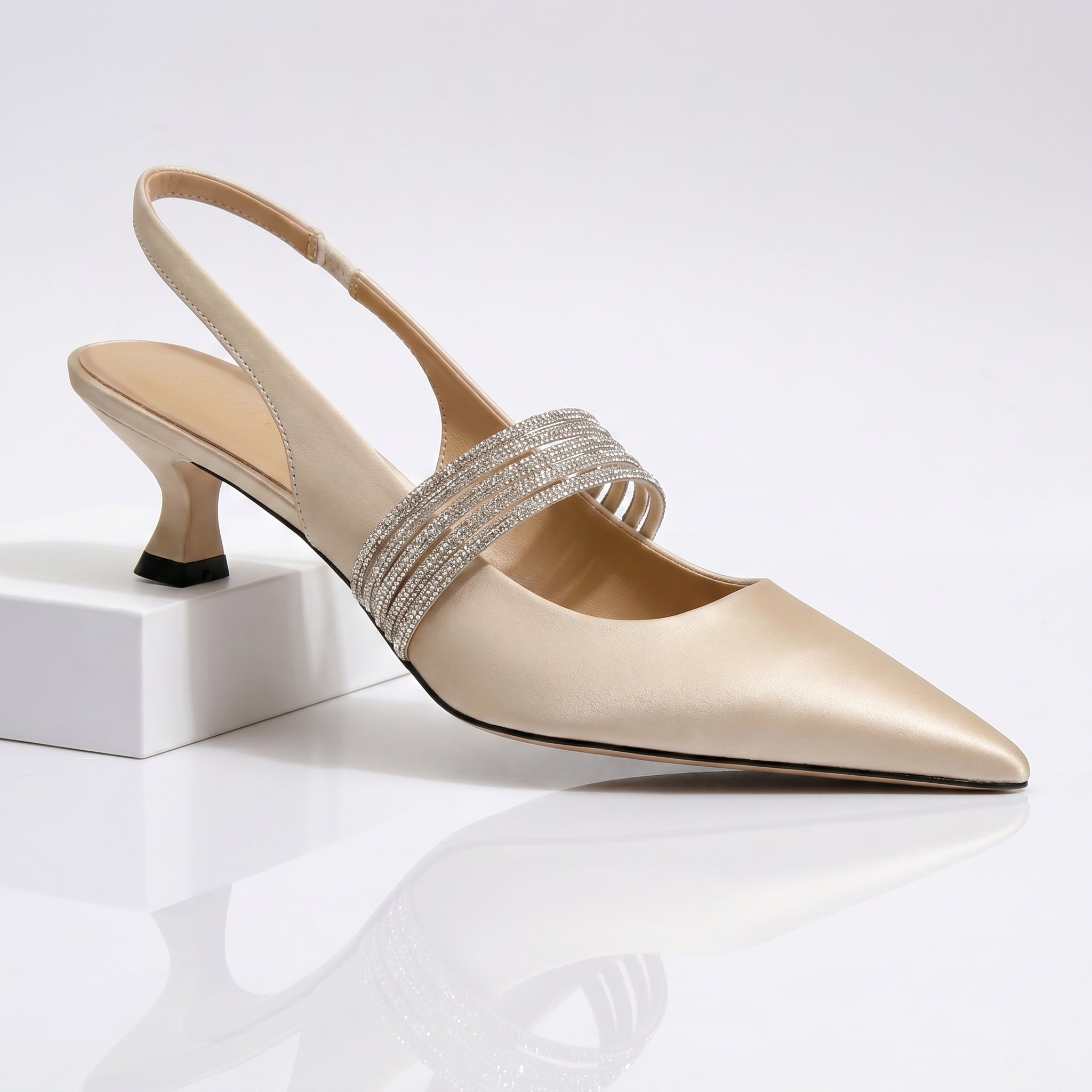 Ginevra | Kitten Heel with Crystals