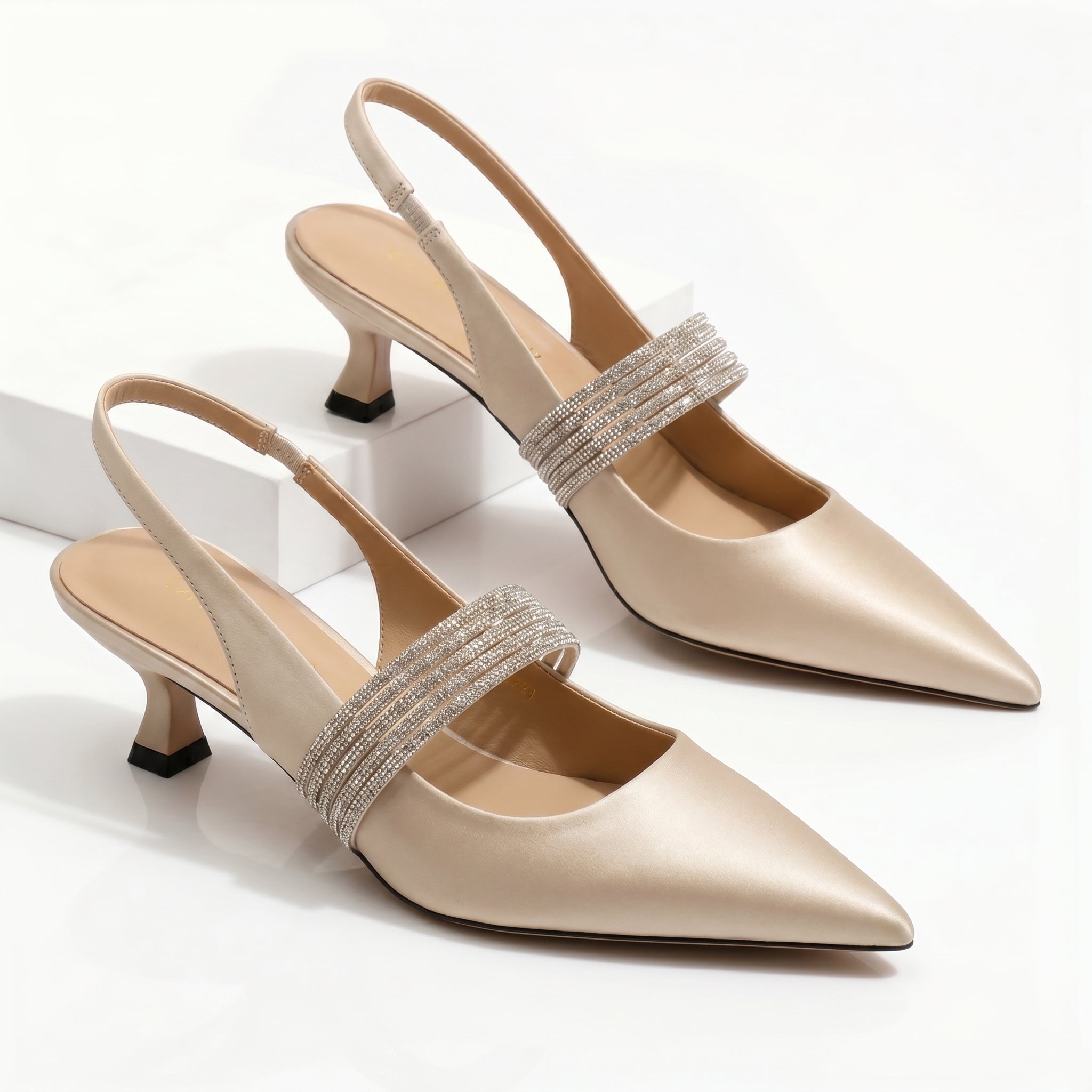 Ginevra | Kitten Heel with Crystals