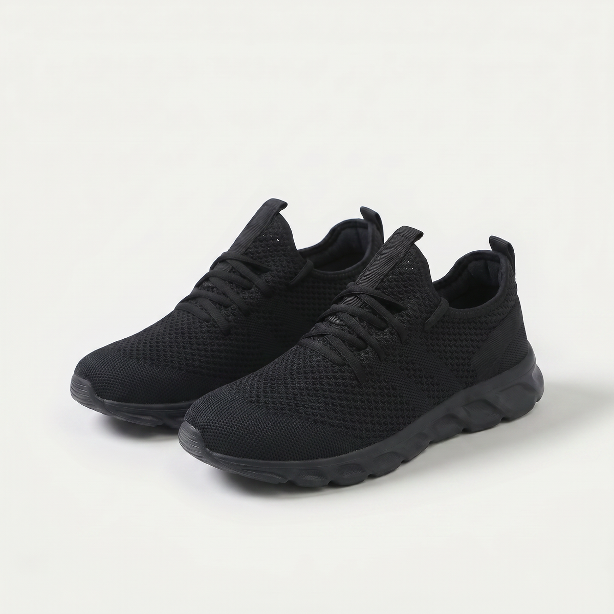 Annabelle – Black Orthopaedic Lightweight Knit Lace-Up Sneakers