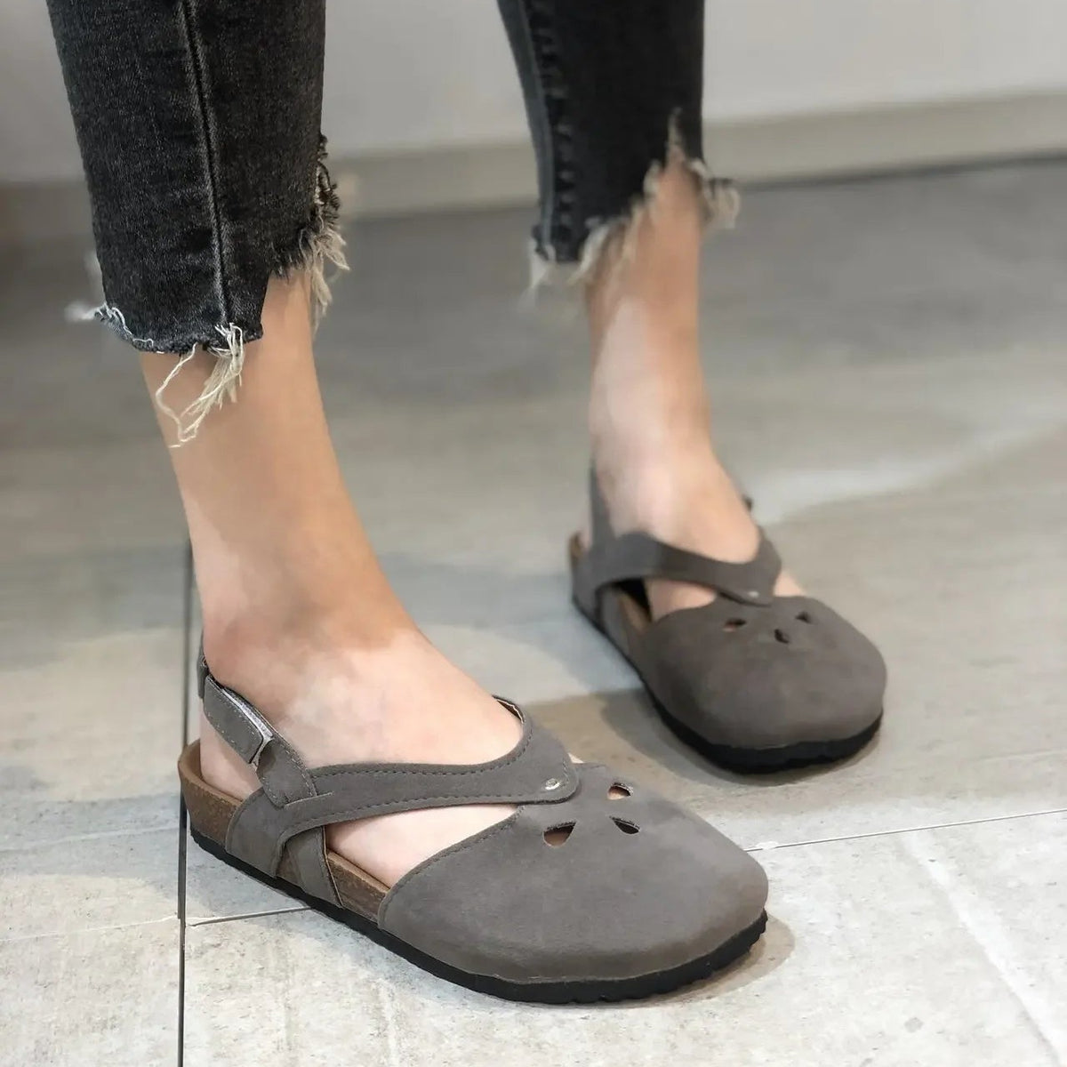 Genevieve worn 3